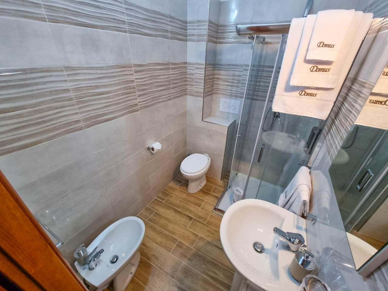 Bed and Breakfast Bb Domus Catanzaro Habitación foto